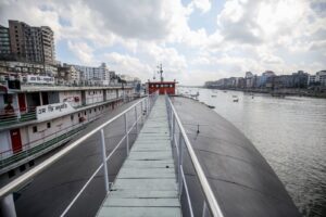 প্যাডেল, স্টিমার, মাহসুদ, ঢাকা-বরিশাল, পর্যটন, নদী, ঐতিহ্য, সংরক্ষণ, বিআইডব্লিউটিসি, উদ্যোগ, শতবর্ষী, জাহাজ,