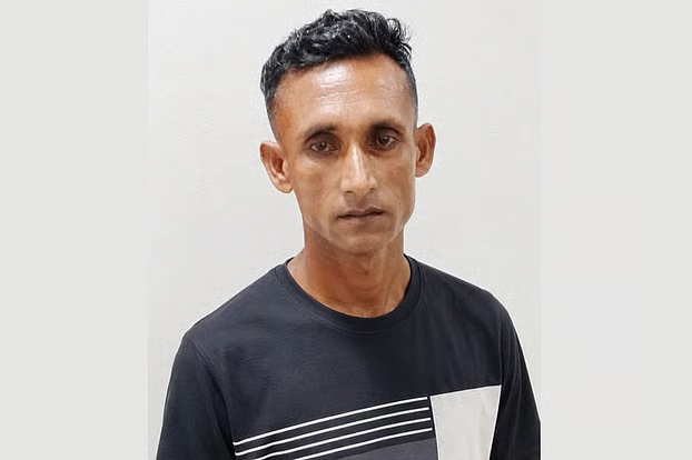 কারাগারে বন্দী দিনমজুর সোনা মিয়াছবি: পুলিশের সৌজন্যে